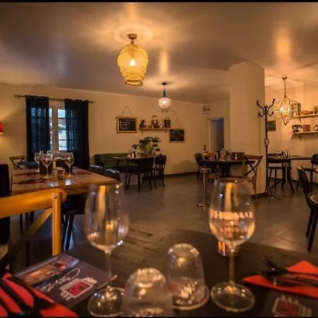 Le Plan B - 3 Etoiles - Restaurant Hotel Ruoms